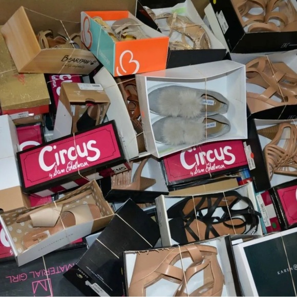 OH So JAZZY 4 Shoes Reseller Mystery Box. - Picture 4 of 8